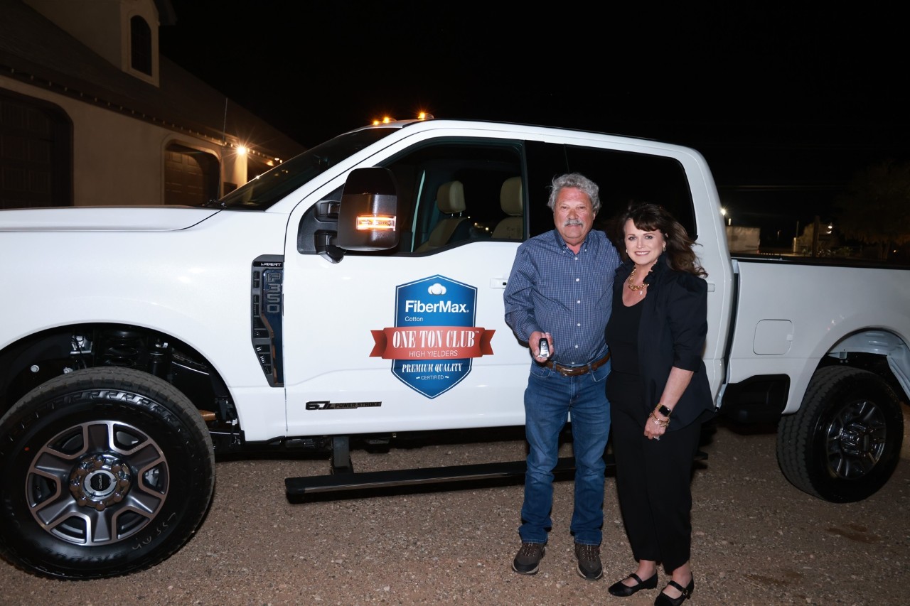 FiberMax OTC Winners Cooper and Rene Ellison